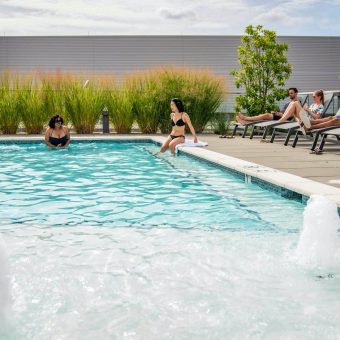 Rooftop pool designed with the aesthetic of the best resorts.