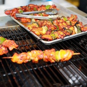 Bammy’s Serves Up a Taste of the Islands Near Insignia on M