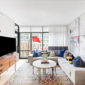 Room for large furniture and all of your décor